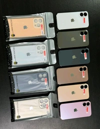 Apple Iphone Premium CHROME LOGO MATT CASE - Gold, Iphone 11