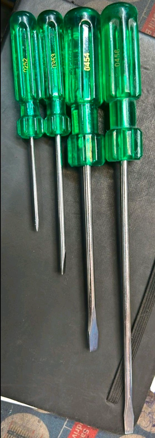 One Side Screw Driver 3.5mm 3"