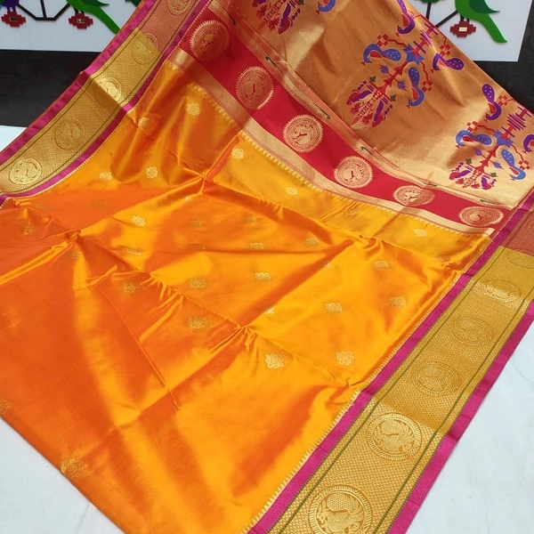 Kadiyal Maharani Paithani With Chakra Design