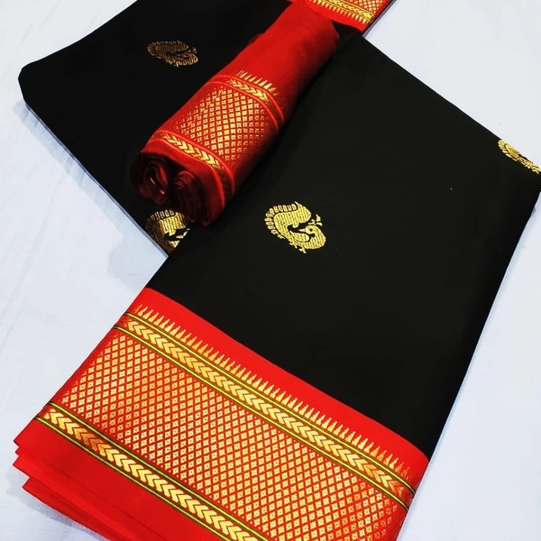 Mahalakshmi Kadiyal Paithani