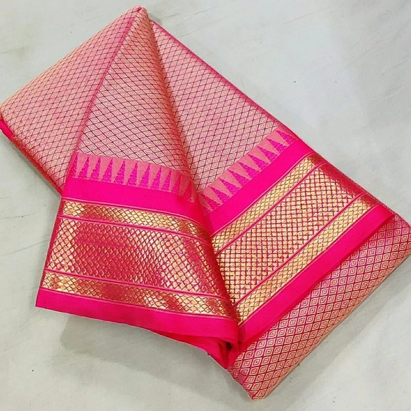Khan Paithani