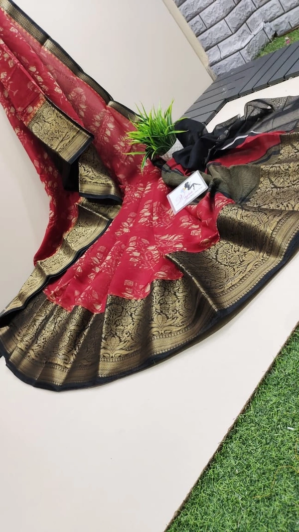 Maheshwari Saree
