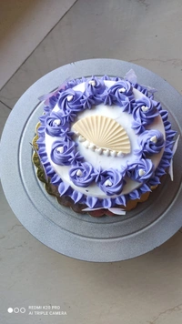 Cake's Delight : Homemade Cakes Vanilla Anniversary Cakes - Blue, vanilla and sparkling white.