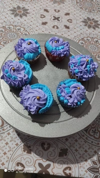 Cupcakes - Blue and purple.