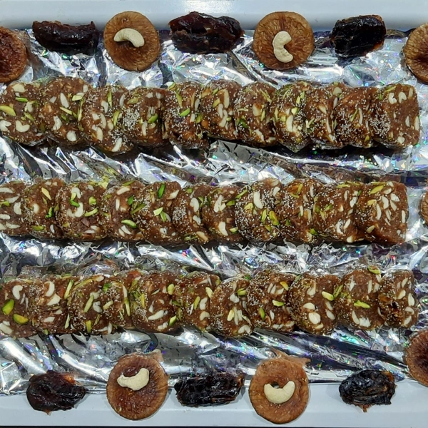KHAJUR ANJEER DRY FRUITS ROLL - 1.00 kg