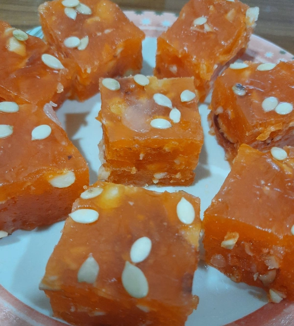 RUBBER HALWA-WITH DRYFRUITS (BOMBAY HALWA) - 1.0 kg