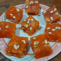 RUBBER HALWA-WITH DRYFRUITS (BOMBAY HALWA) - 1.0 kg