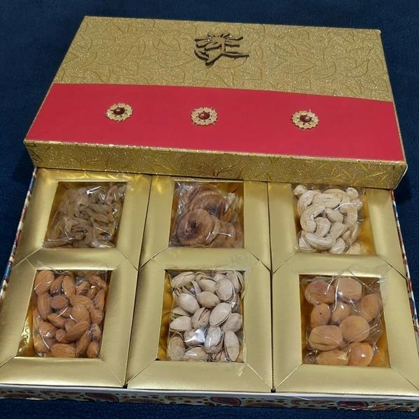 6 CAVITY, 300 GM DRYFRUITS GIFT PACK