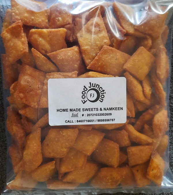 SHAKARPARA (SALTED) - 500 GM