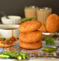 খাস্তা কচুরি (Khasta Kachuri)