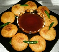 খাস্তা কচুরি (Khasta Kachuri)