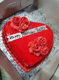Love Cake Rose Eggless - 1.5 Pound