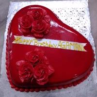 Love Cake Rose Eggless - 1.5 Pound