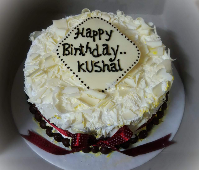 Make up cake for Khushi 🎁🎂 | By Niki CakesFacebook