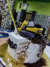 Buldozer Theme Cake - 2.5 Pound