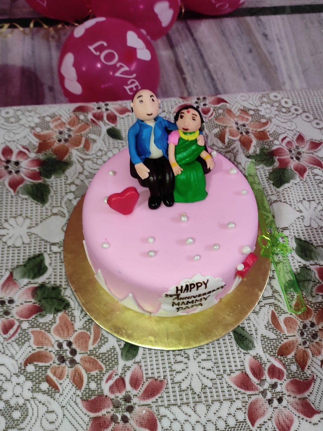 Pyari Maa😘 k liye beautiful cake 😍! cake for mom 🤗#shorts #youtubeshorts  #cake_n_smile - YouTube