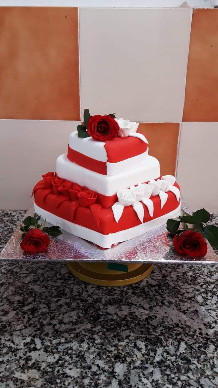Cute Love Theme Cake - Cake O Clock - Best Customize Designer Cakes Lahore