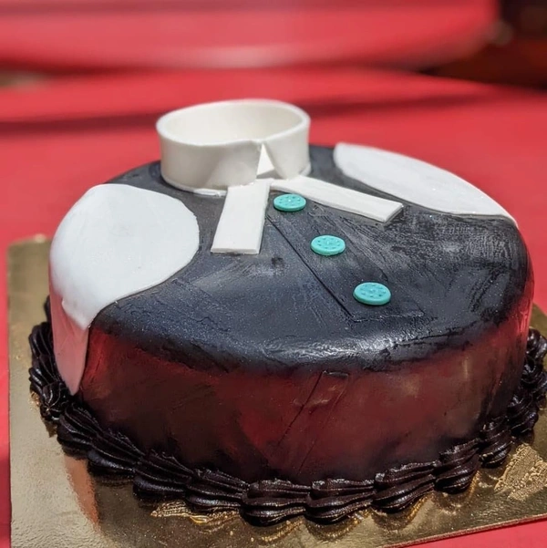 Gentleman Cake - 3 Pound