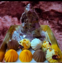 মাদক চকলেট বক্স Modok Chocolate Box