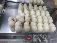 Jolvora Sandesh Sada ( সাদা জলভরা সন্দেশ)