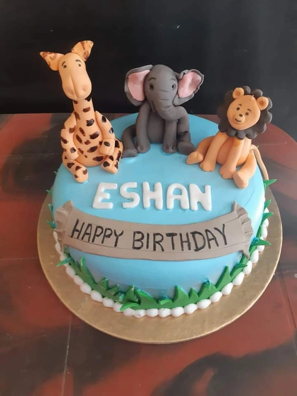Jungle Theme Cake - 2.5 Pound