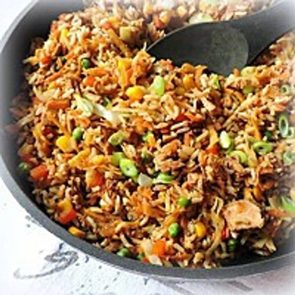 Wok Chili Garlic Rice: Chicken