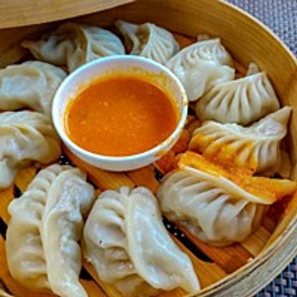 Chicken Momo: Steam