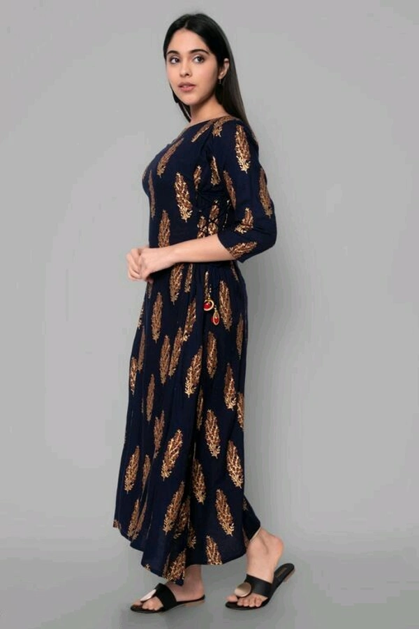 womens Rayon printed kurta - Black, S (Bust Size: 36 in, Size Length: 48 in)