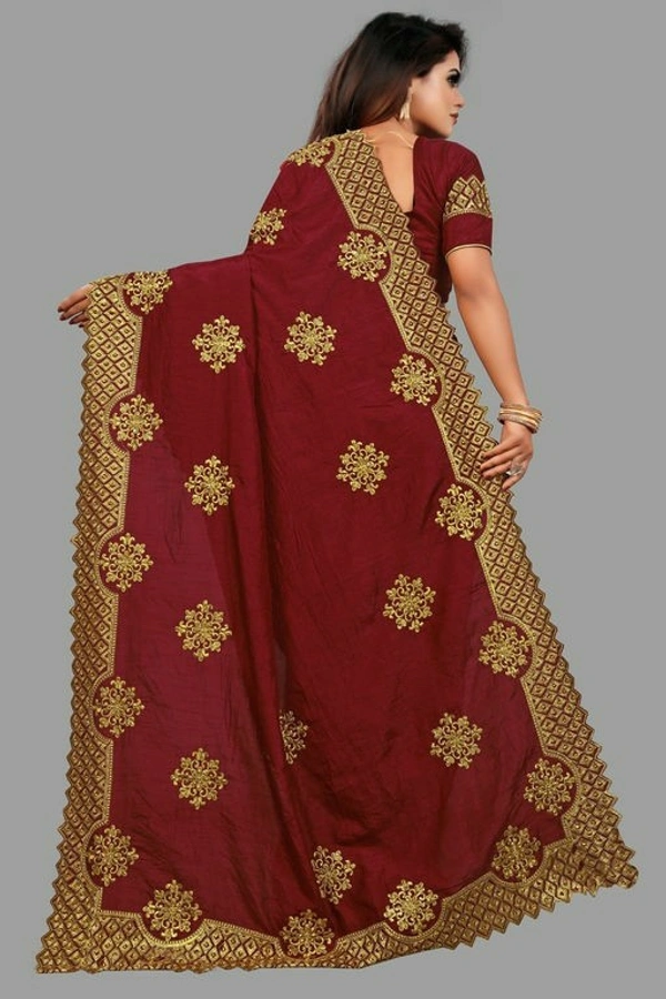 Dola Sill Fashionable Sarees With Blouse - Maroon, free Size