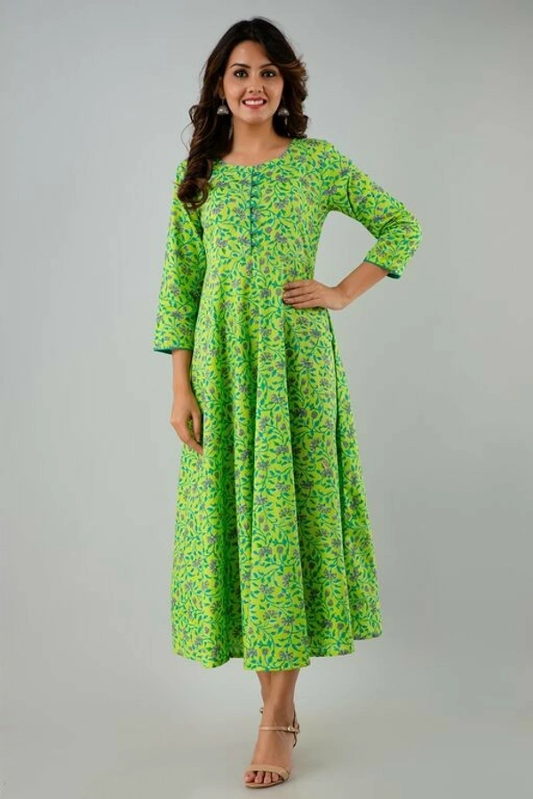 Women Printed Cotton Floral Kurta - S, Green
