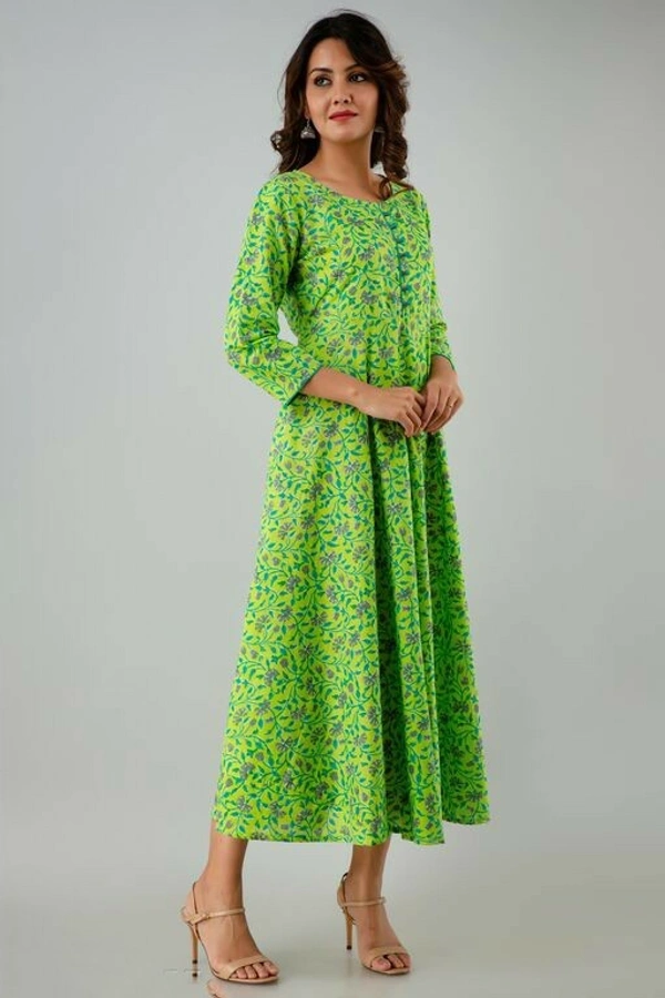 Women Printed Cotton Floral Kurta - L, Green