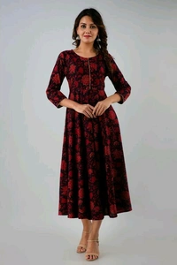 Women Printed Cotton Floral Kurta - S, Black