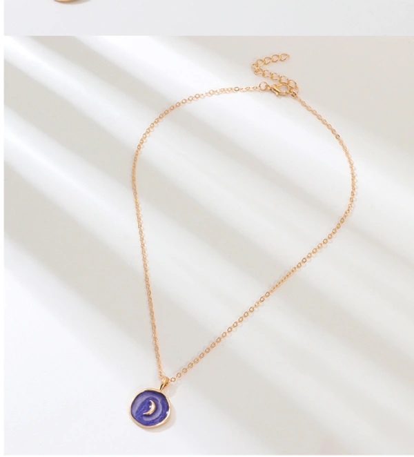Moon and star décor irregular round charm necklace  - Blue