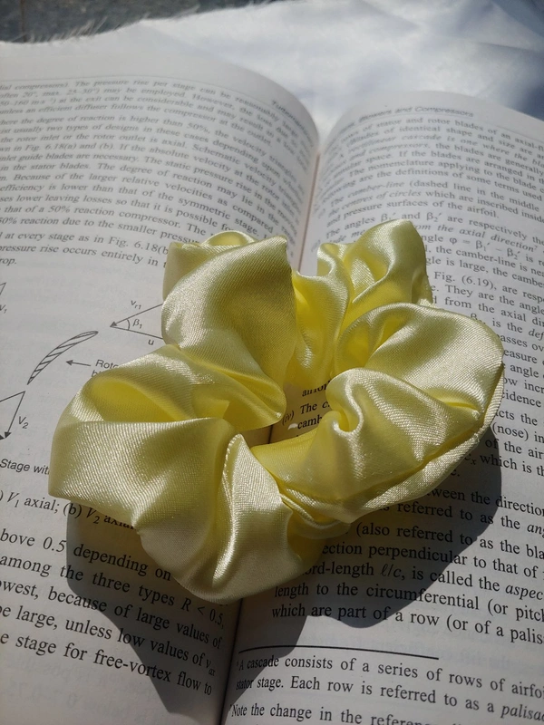 Pastel Yellow Scrunchie 