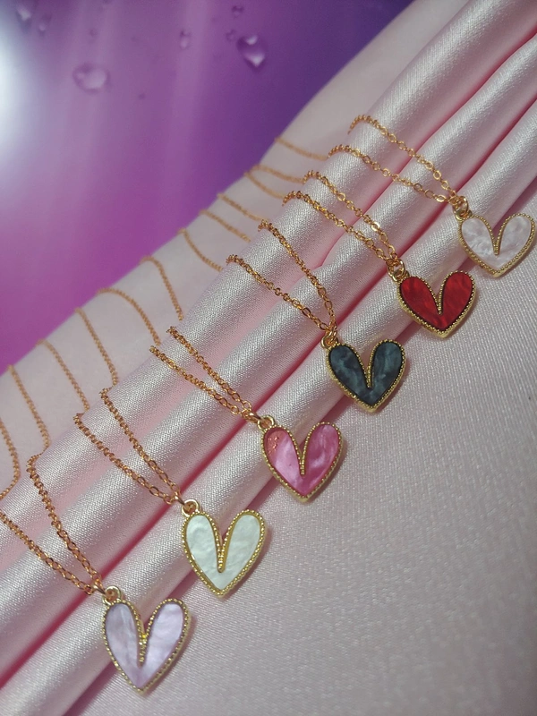 Cute Embedded Heart NeckChain - White