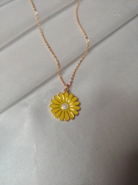 Daisy Charm Chain- Yellow
