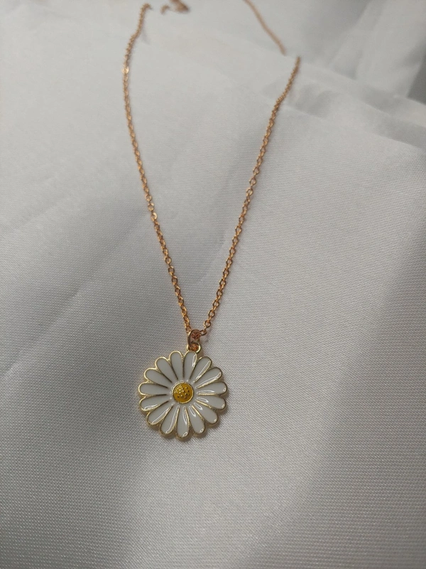 White Daisy Charm With Chain