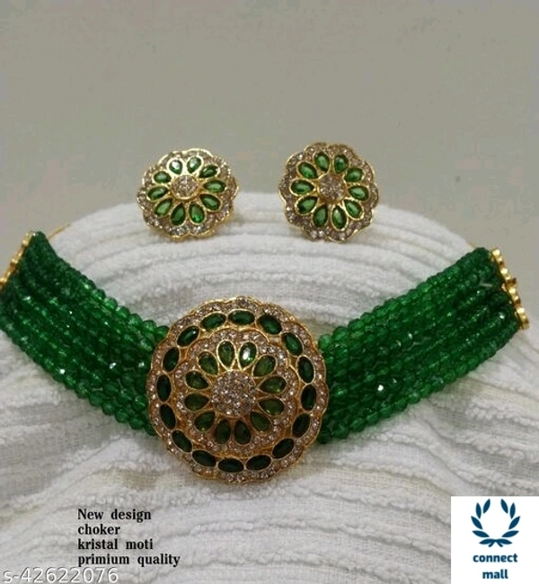 Unique Jewellery Set - Green, Brass