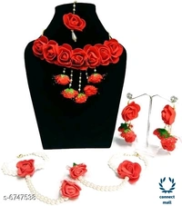 Trendy Floral Bridal Jewellery  Set with mangtika for Women - Yellow