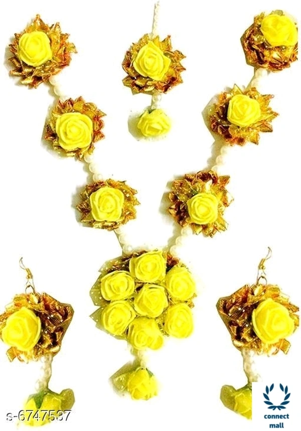 Trendy Floral Bridal Jewellery  Set with mangtika for Women - Yellow