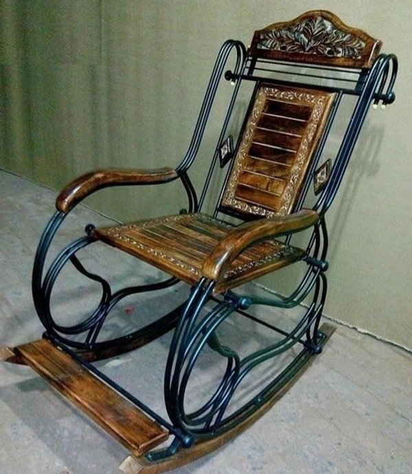 Rocking Metal Chair seat Easy to  foldable Portable and Dismental For Adult(B×H×L)(31cm×99.5cm×94 cm) - Brown, Metal