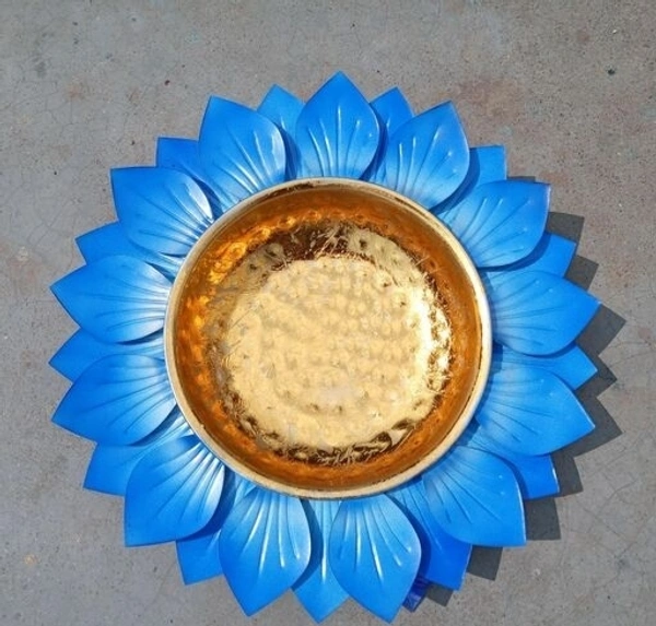 ROYAL HANDICRAFT Metal Lotus Shape Floating Flower /Candle Bowl For Entrance  Wedding / Festival /Anniversary /Home Decor Free Shipping  - Blue