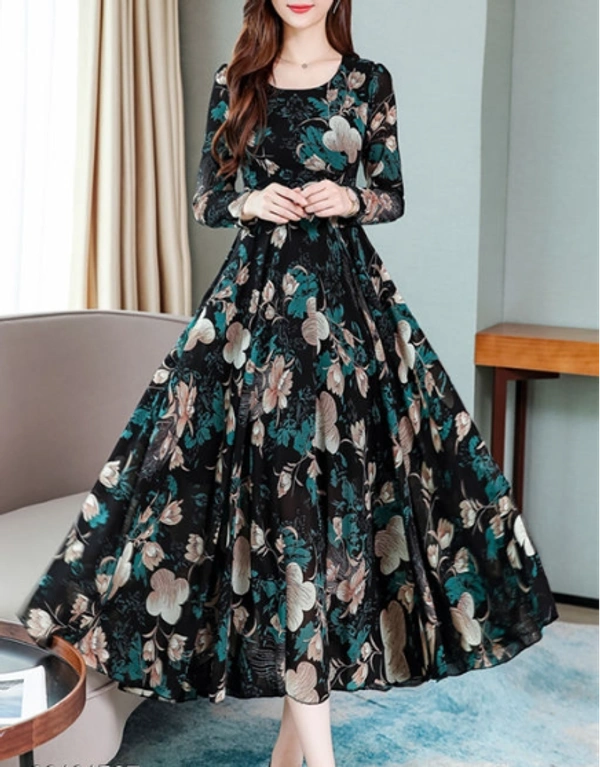 Fancy Retro Printed Crepe Fabric Women Dresses
