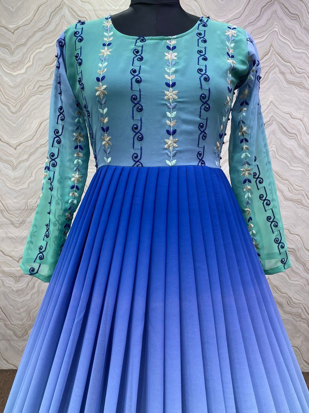 Elsa Girls Fancy Dress Baby Princess Frozen Birthday Party Gown +Gift FREE  Crown | eBay