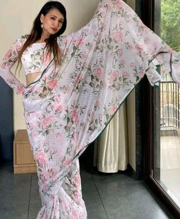 White Printed Trendy Georgette Saree - White, Floral, 5.5 Meter