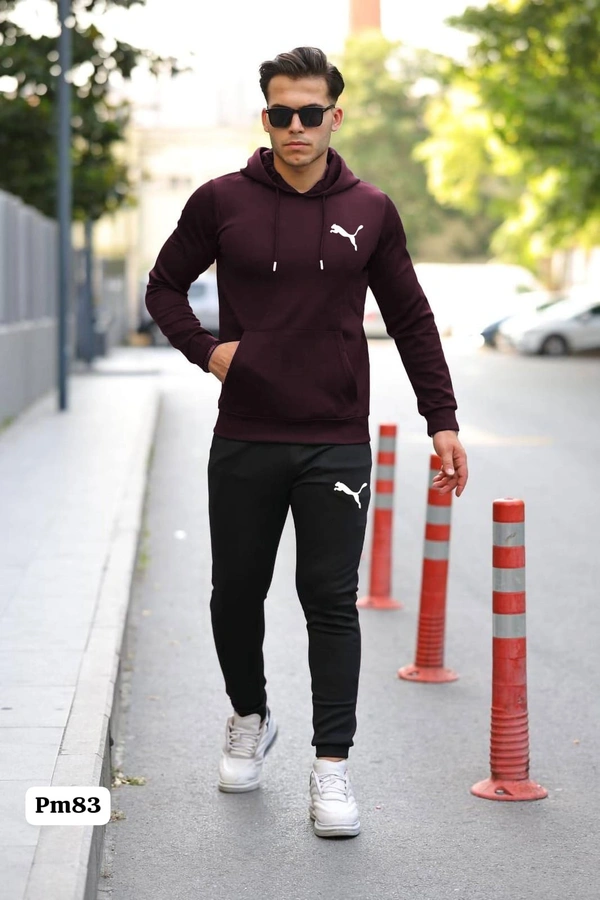 Hoodies+ Treck Pent - M