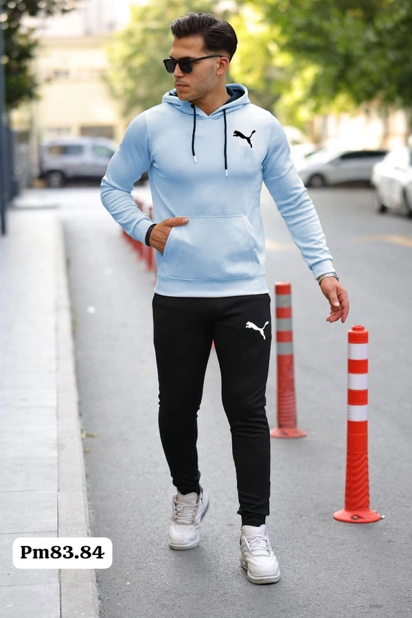 Hoodies+ Treck Pent - M