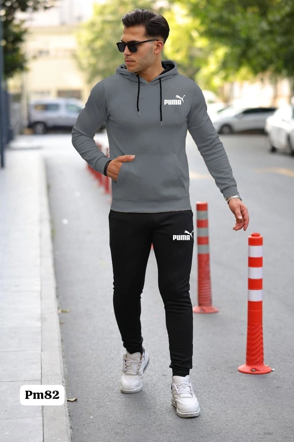 PUMA Hoodies+ Treck Pent - M