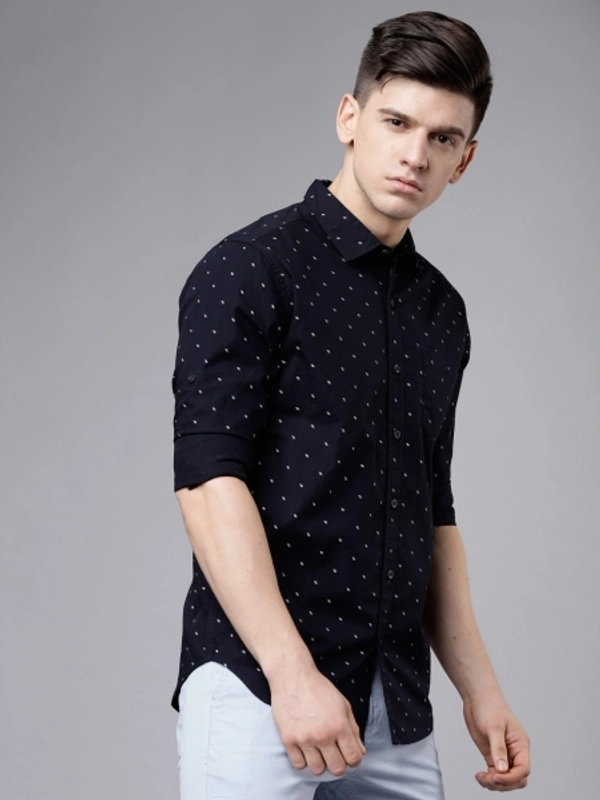 HIGHLANDER Men Solid Casual Blue Shirt - S