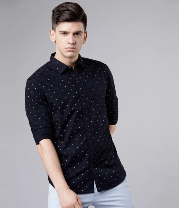 HIGHLANDER Men Solid Casual Blue Shirt - S